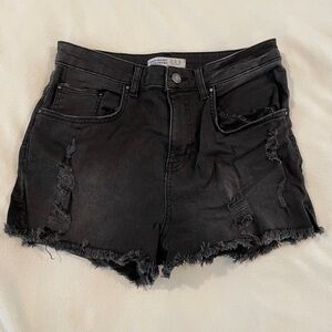 ZARA BLACK SHORTS